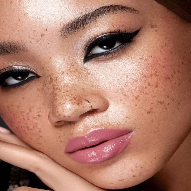 Olhos pequenos: confira nossas dicas de maquiagem para valorizar o seu olhar 