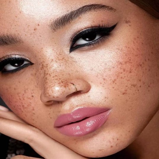 Olhos pequenos: confira nossas dicas de maquiagem para valorizar o seu olhar