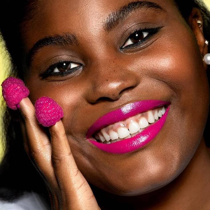 Maquiagem para pele morena.