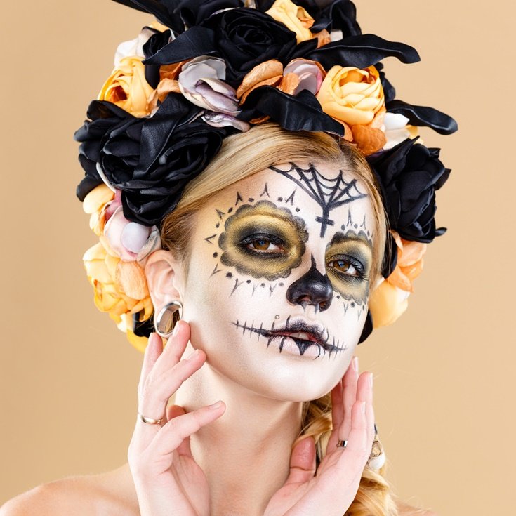 Mulher branca com maquiagem artstica para iniciantes caveira mexicana