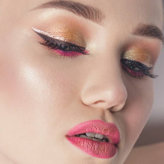 Delineado com glitter