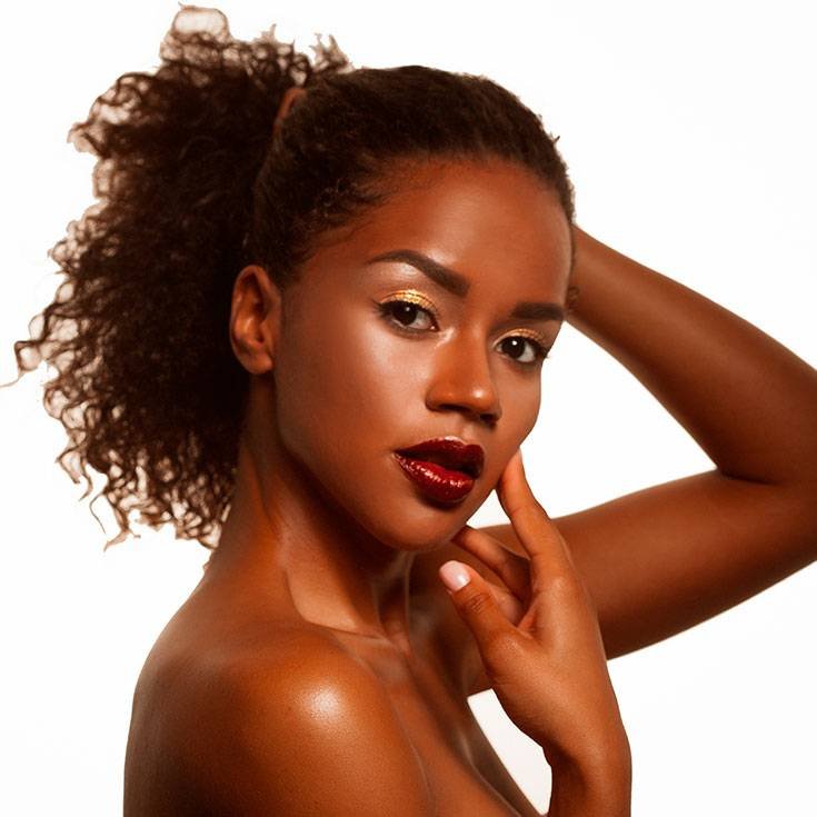 Maquiagem para noite.