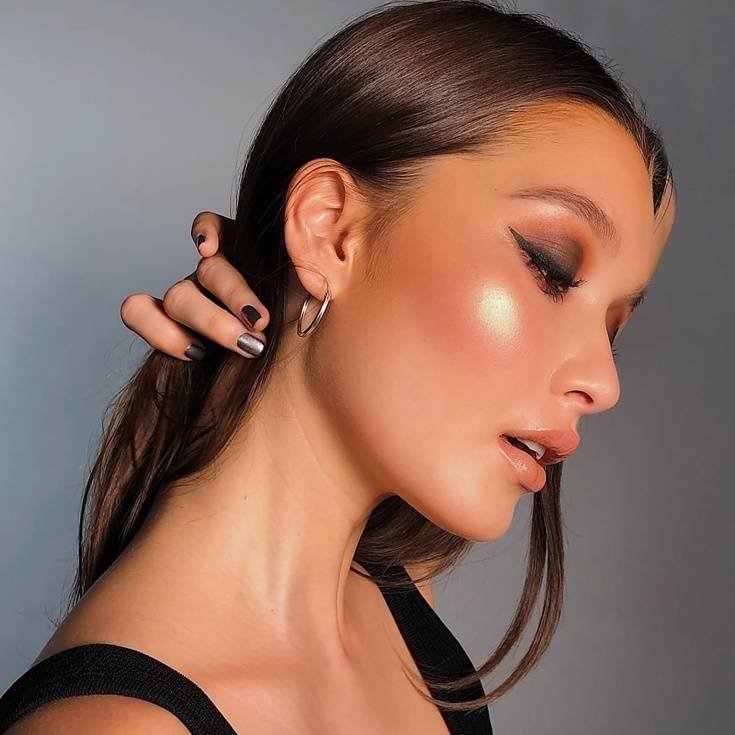 Dicas de maquiagem para fim de ano.