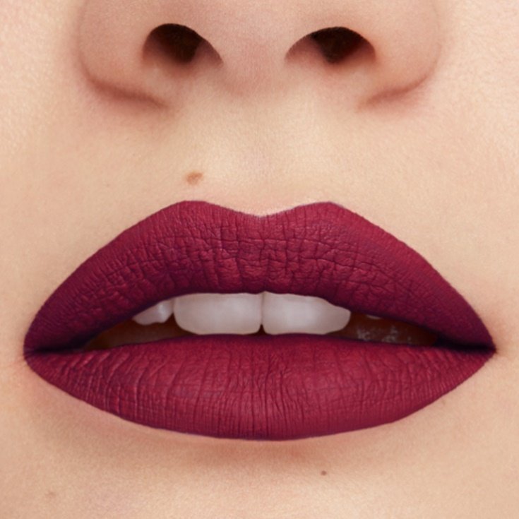 Viva magenta: conheça o batom Maybelline Ny, Founder