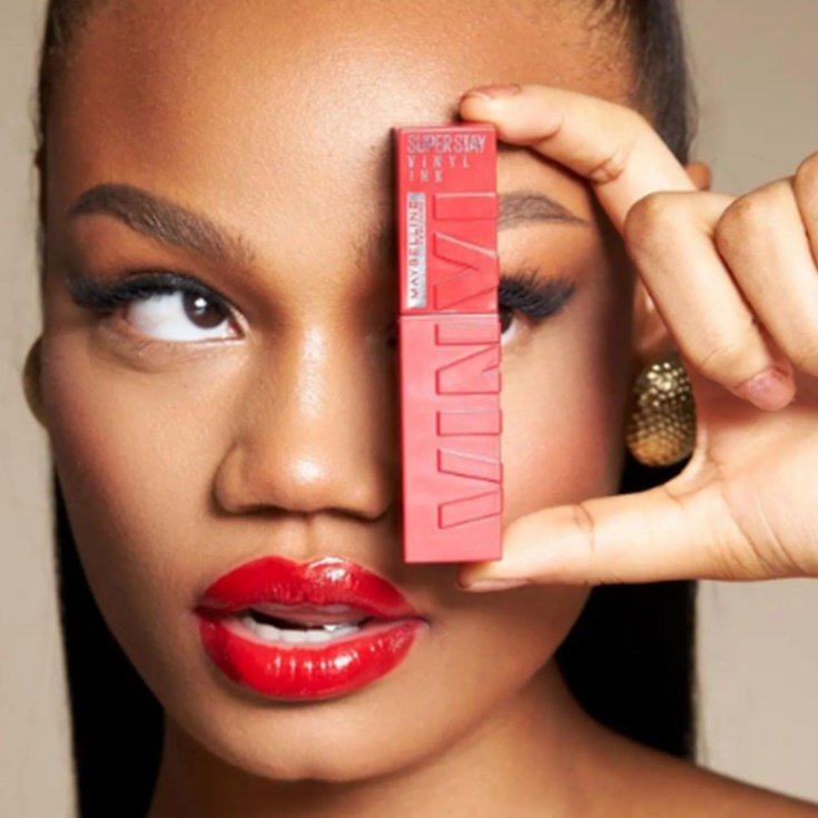 Viva magenta: conheça o batom Maybelline Ny, Unrivaled