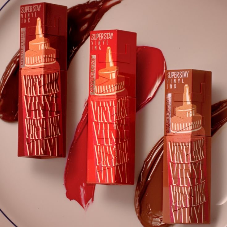 Asset de Vinyl Ink Sauce apresentando os novos batons com fundo em um prato.