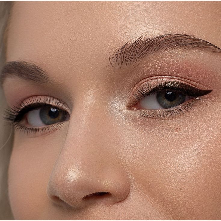 -/media/project/loreal/brand-sites/mny/americas/br/artigos/2026/olhos/mascara-de-cilios/extensao-natural/v2/delineado.jpg?rev=c5a72c335efa44bcbc19c0c8b6bac165