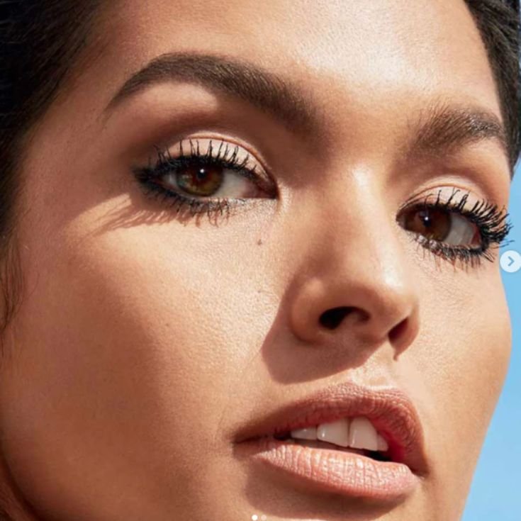 -/media/project/loreal/brand-sites/mny/americas/br/artigos/2026/olhos/mascara-de-cilios/top-5-mascaras-volume/v2/delineado.jpg?rev=31f362ed31f2468c95c07f94c52f6300