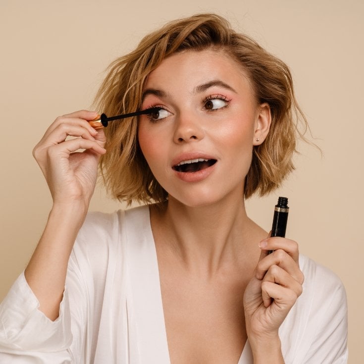 -/media/project/loreal/brand-sites/mny/americas/br/artigos/2026/olhos/mascara-de-cilios/mascara-cilios-marrom/banner/mascara-de-cilios-marrom.jpg?rev=d7451e749a384d42ac43cf76e13062bb