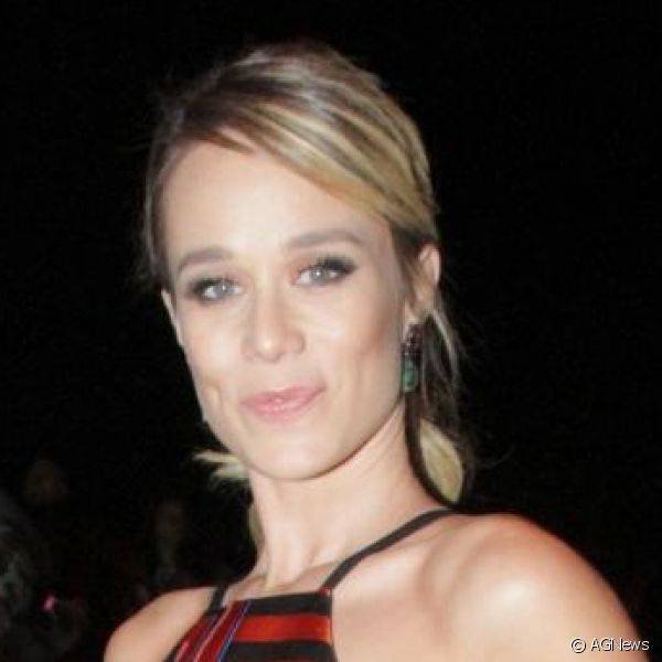 -/media/project/loreal/brand-sites/mny/americas/br/artigos/2024/olhos/sombra/mariana-ximenes/mariana.jpg?rev=e71c8ca508f94d7c935f6fae02939174