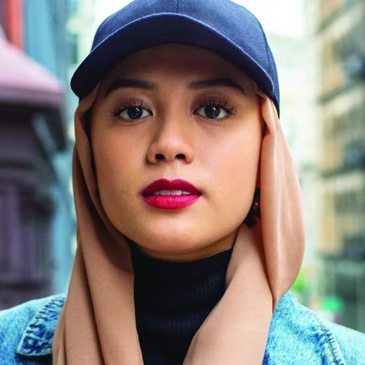 -/media/project/loreal/brand-sites/mny/americas/br/artigos/2024/rosto/po/po-compacto/beauty_farrah_fitme2021_dmi1.jpeg?rev=fa7e42dbc8f7437eb54e7d1646b7b8de