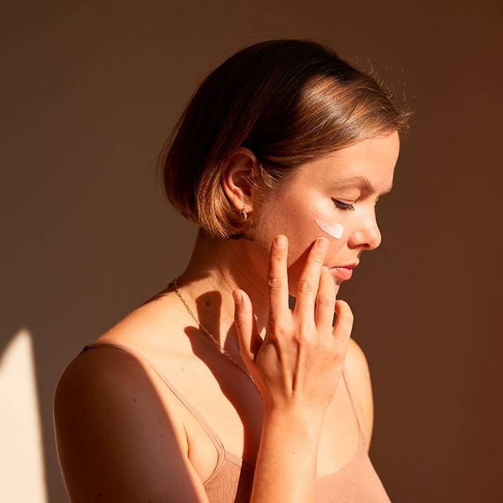 6 dicas de como passar base no rosto | Maybelline NY